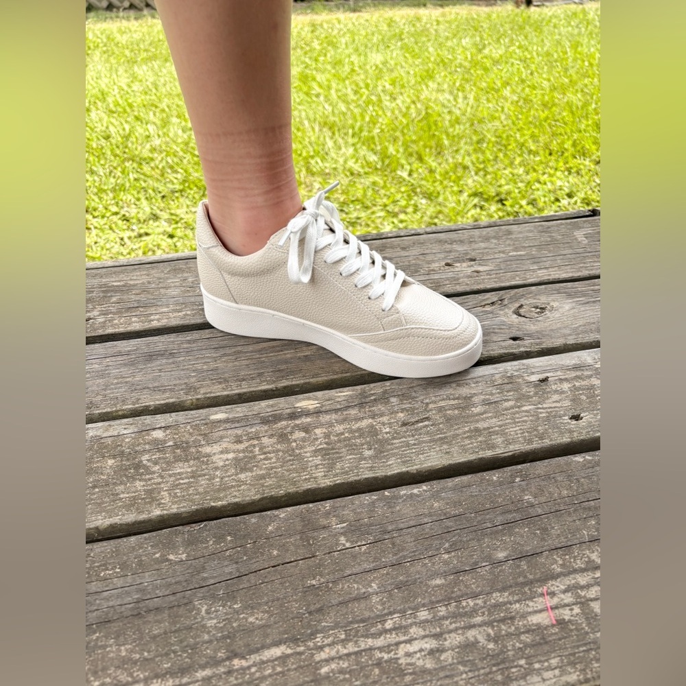 Oasis Society The 365 In Off White Stitch Sneakers - Picture 4 of 4